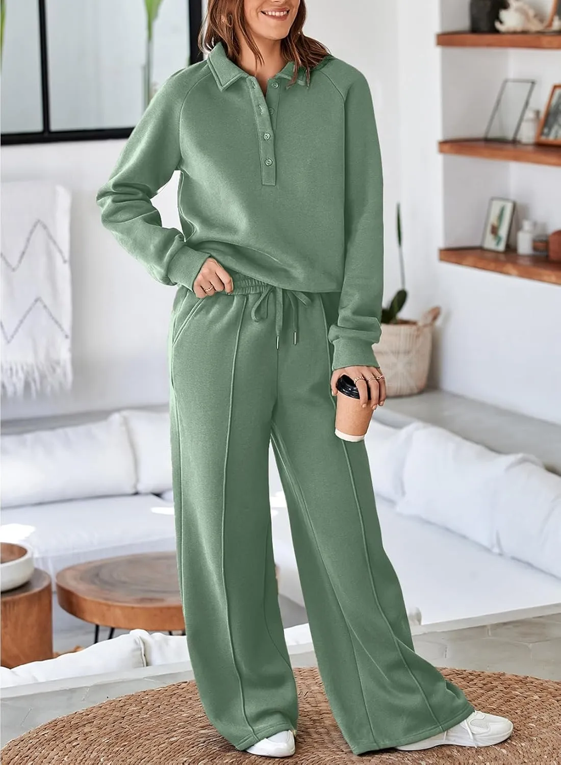 Aleumdr Women's 2 Piece Outfits Sweatsuit Oversized Sweatshirt Wide Leg Sweatpants Matching Lounge Set 2024