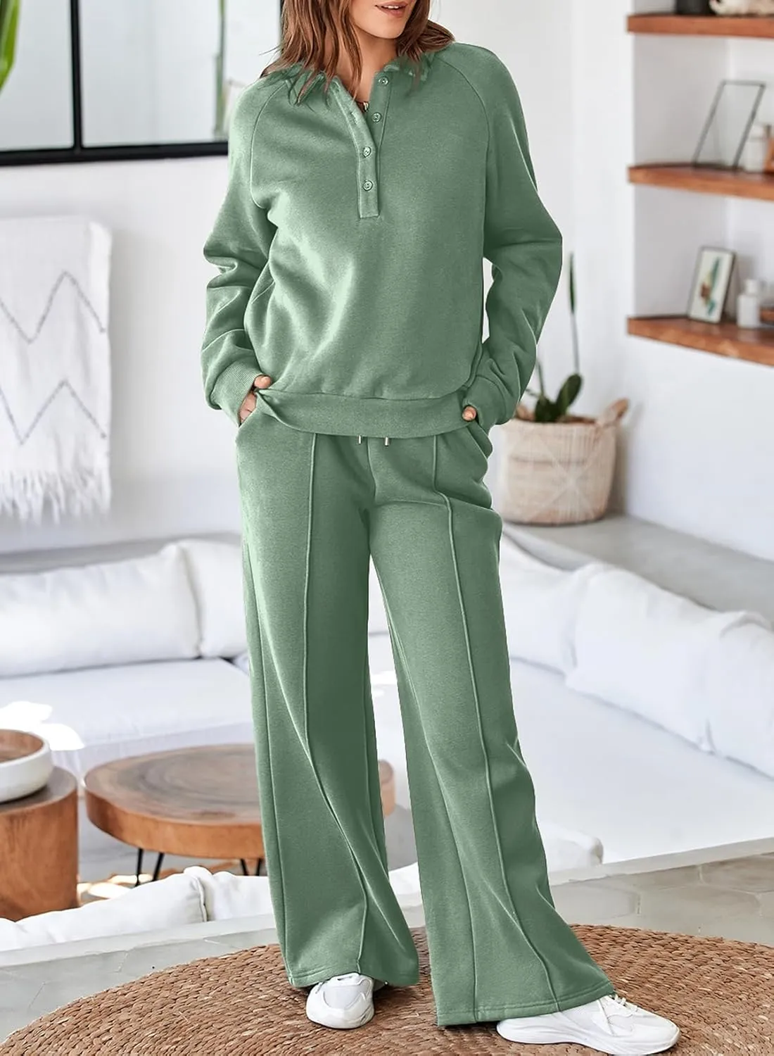 Aleumdr Women's 2 Piece Outfits Sweatsuit Oversized Sweatshirt Wide Leg Sweatpants Matching Lounge Set 2024