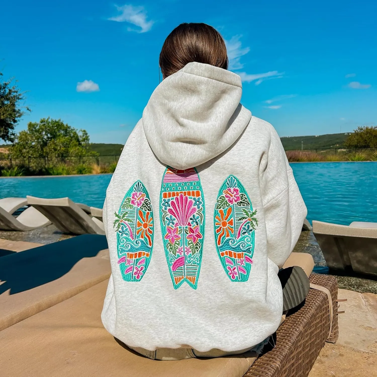 Amiblvowa Preppy Embroidery Graphic Hoodies for Teen Girl Y2K Long Sleeve Oversized Pullover Sweatshirt Top Women Cute Hooded