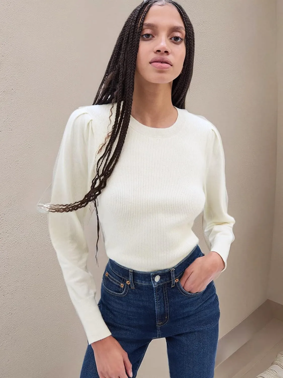 GAP Women's Puffed Sleeve Crewneck Sweater