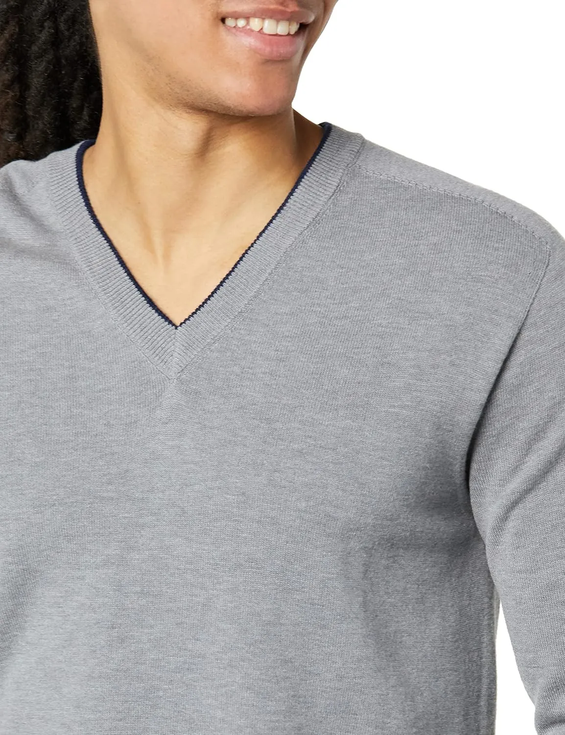 Men's 3D Fine Gauge V-Neck Sweater