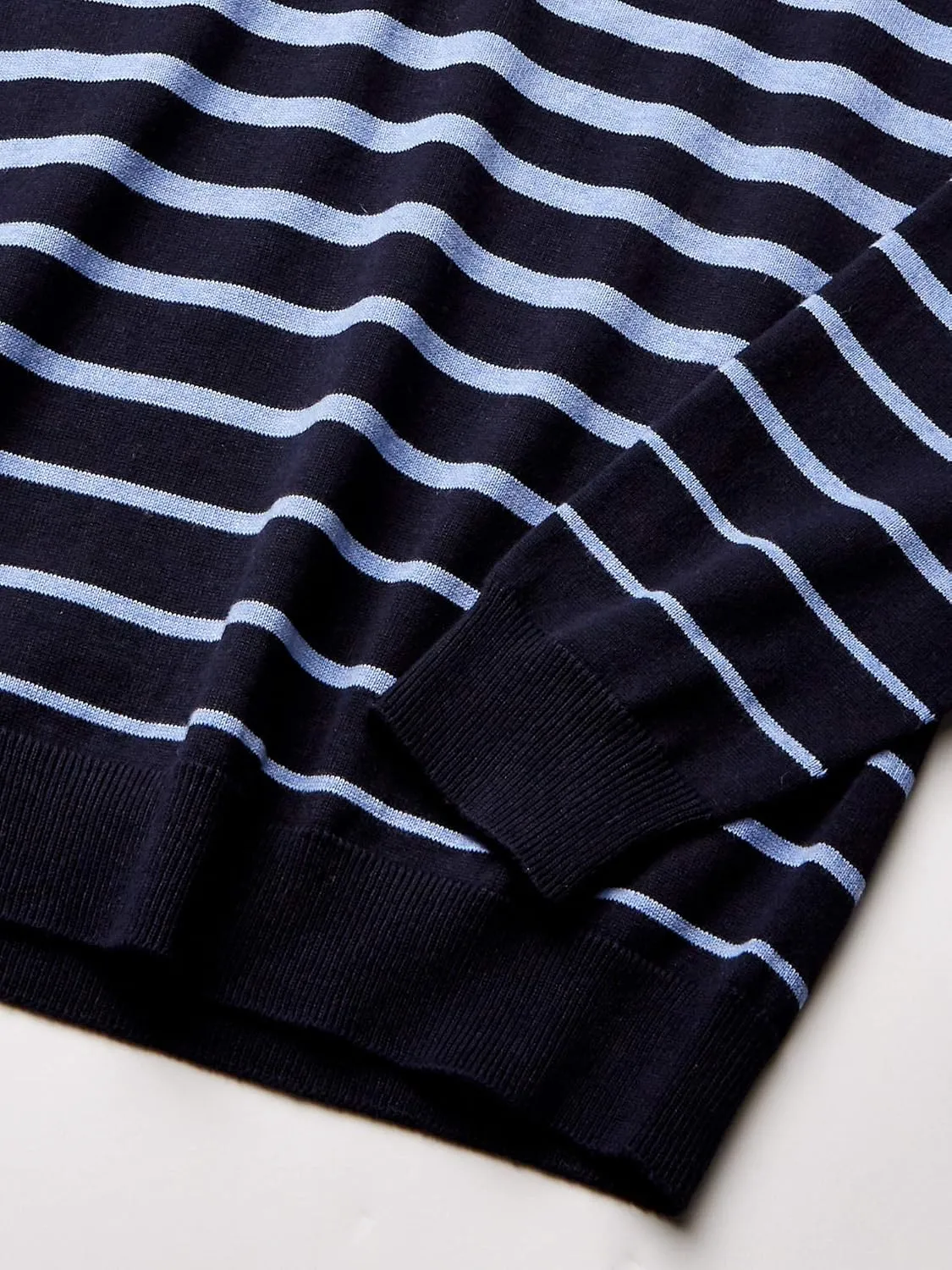 Men's 3D Variegated Stripe V-Neck Sweater