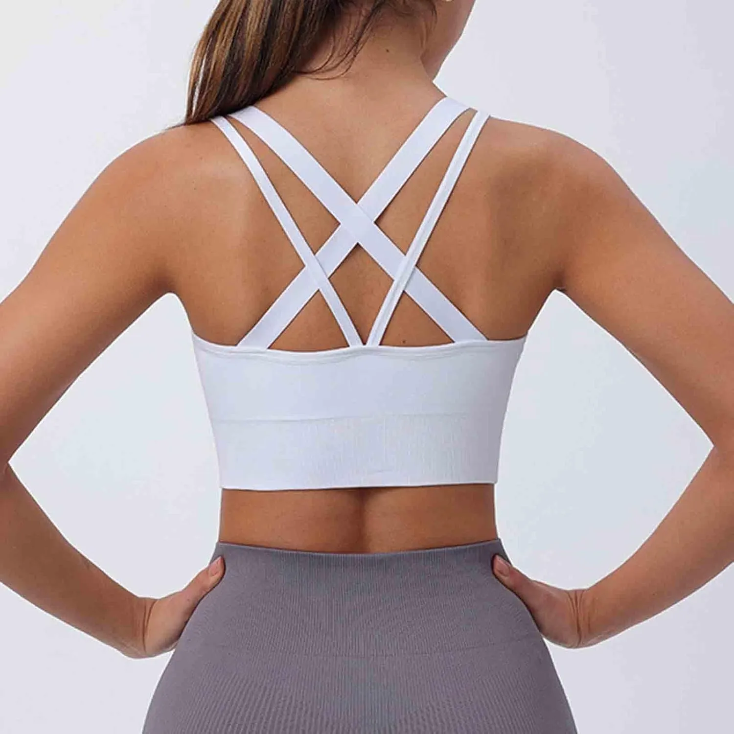 Sports Bra for Women Criss-Cross Back Removable Pads Strappy Sports Bralettes High Impact Athletic Yoga Workout Top