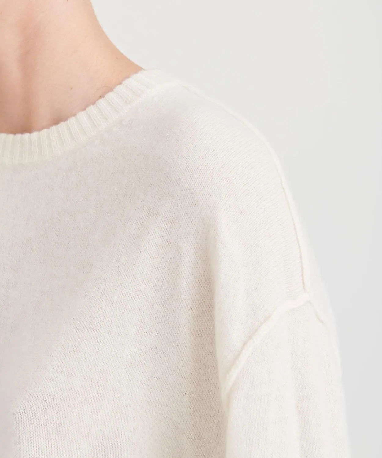 Women's Lightweight Reversible Cashmere Crewneck Sweater