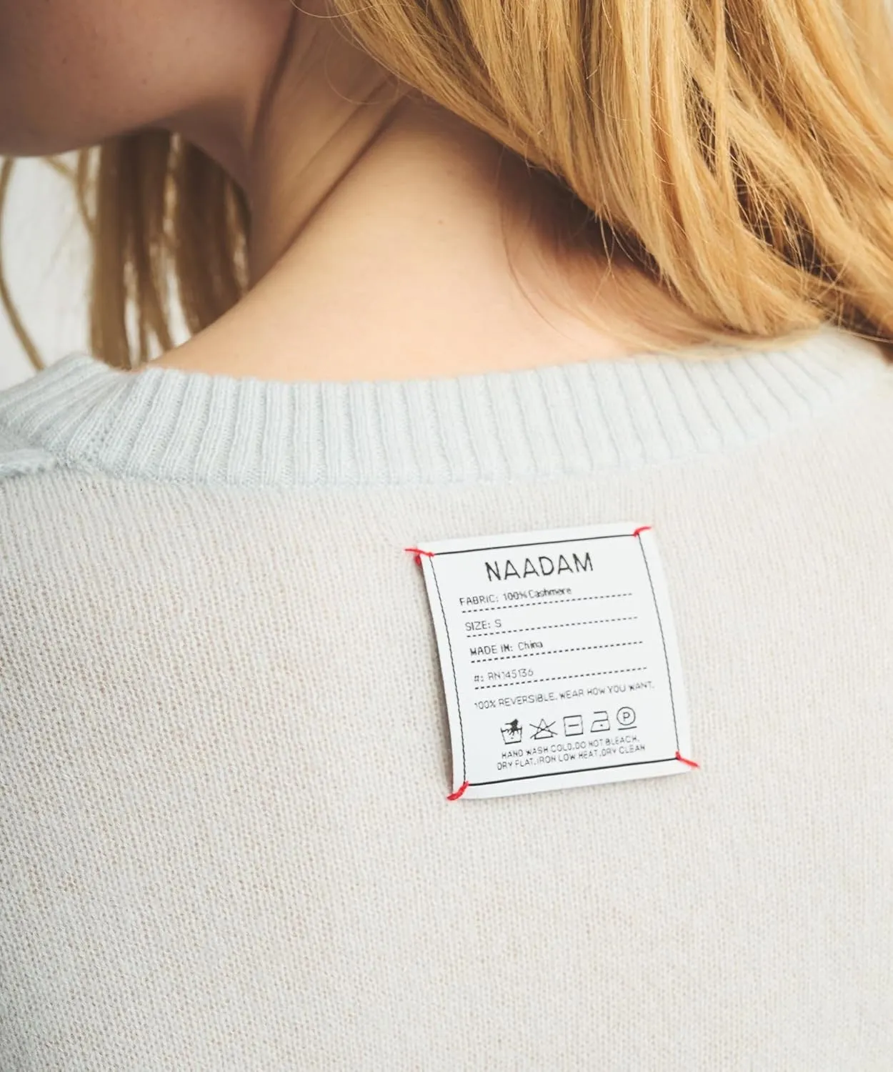 Women's Lightweight Reversible Cashmere Crewneck Sweater